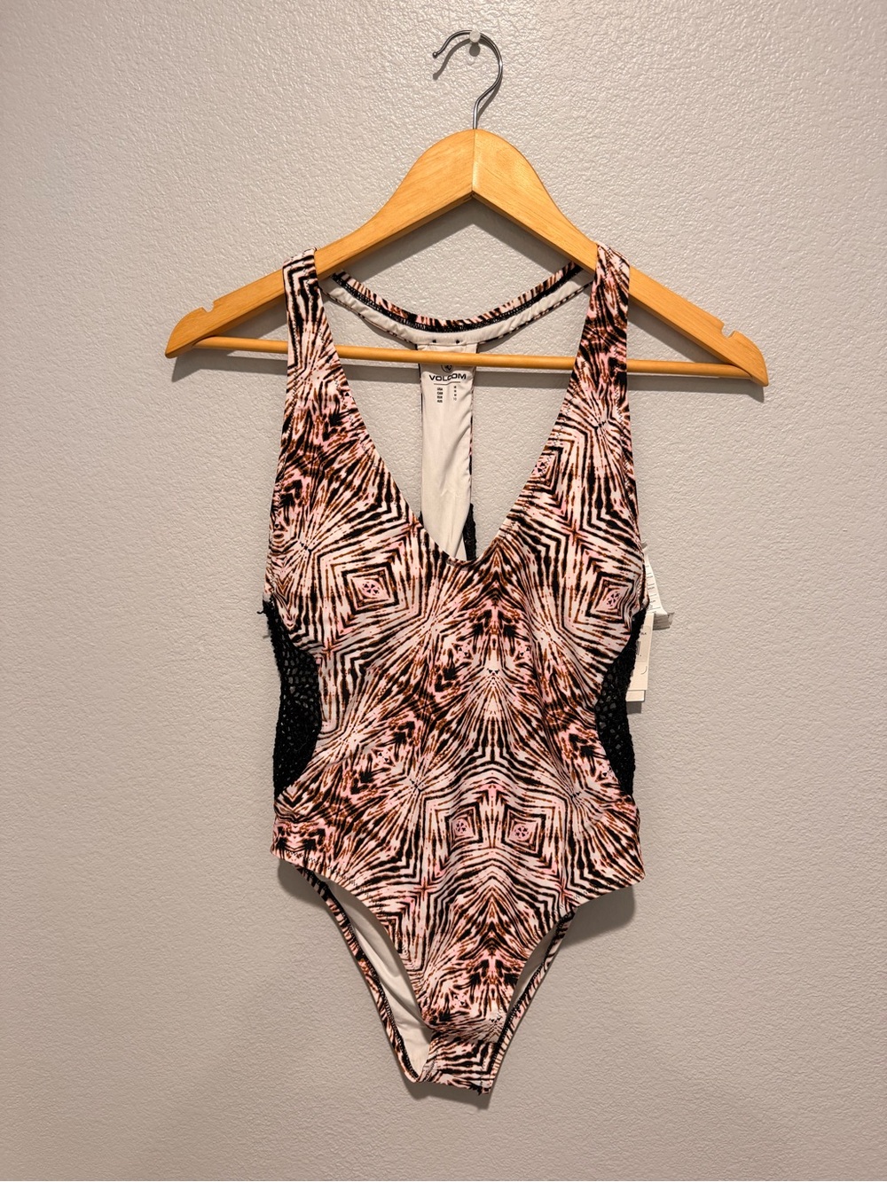 Volcom Pink Geometric One-Piece Swimsuit women’s size medium
